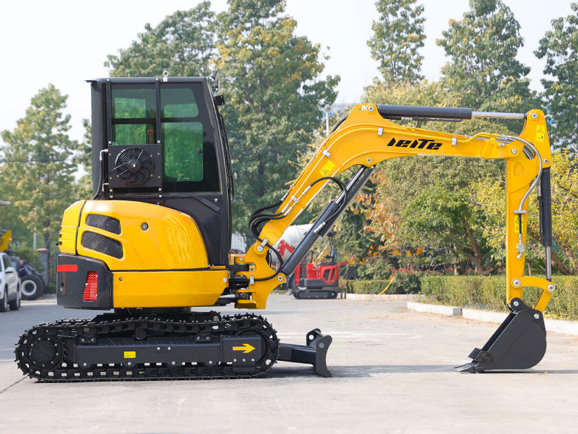 2.LT1035S-Mini-Excavator