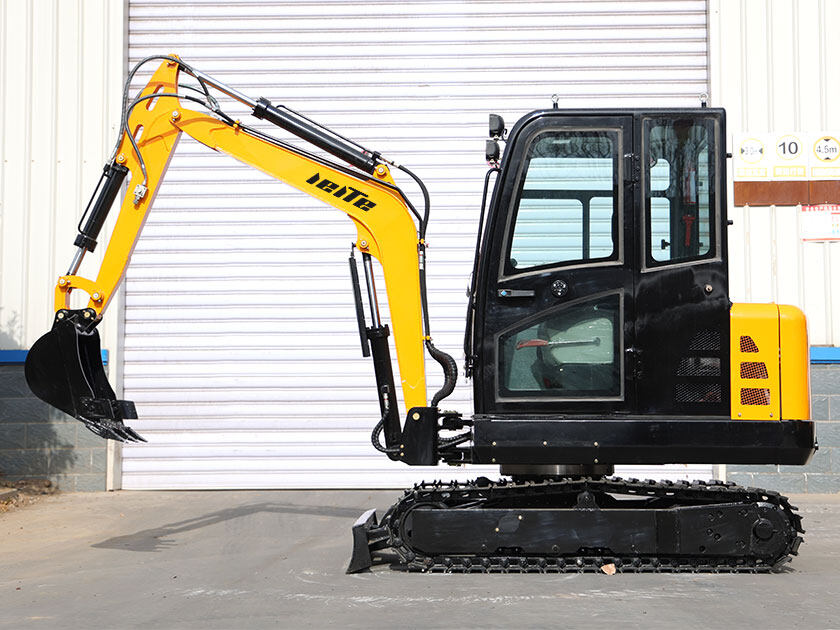 4.LT1030-Mini-Excavator