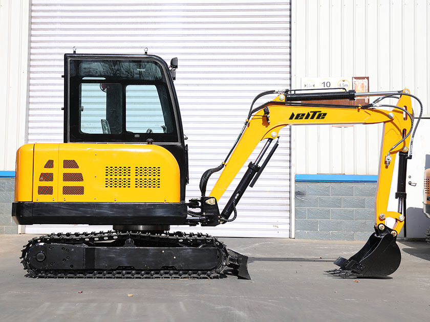 2.LT1030-Mini-Excavator