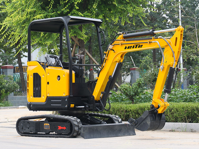 3.LT1025-Mini-Excavator
