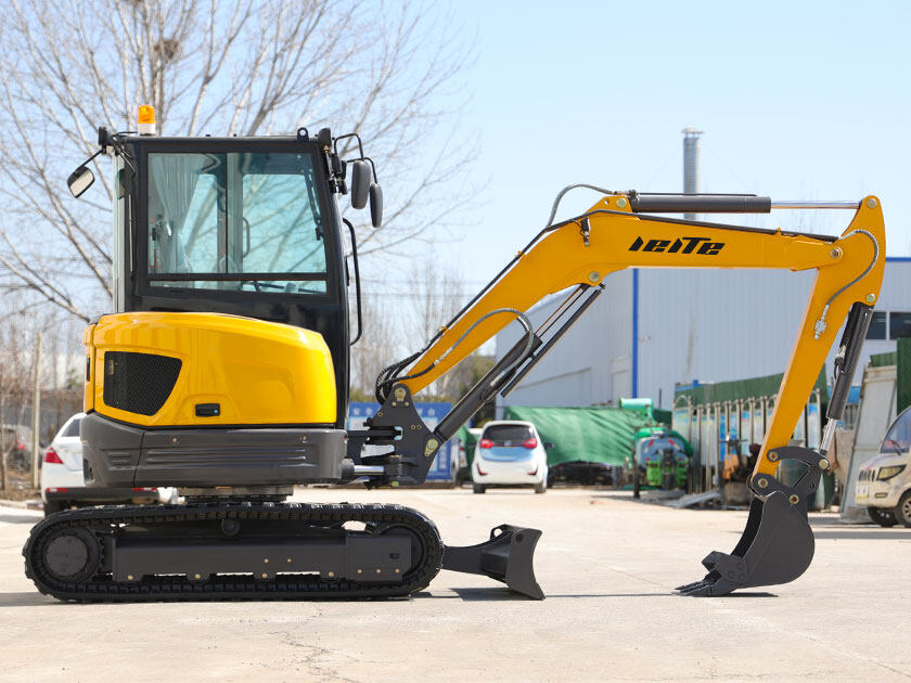 2.LT1035U-Mini-Excavator