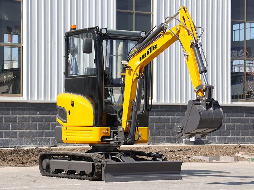 3.LT1026U-Mini-Excavator
