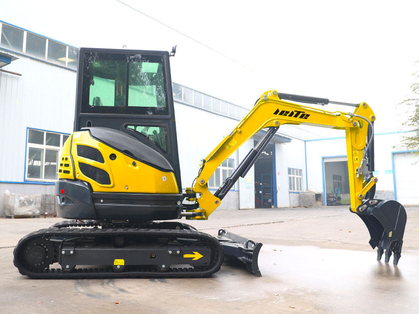 2.LT1028S-Mini-Excavator