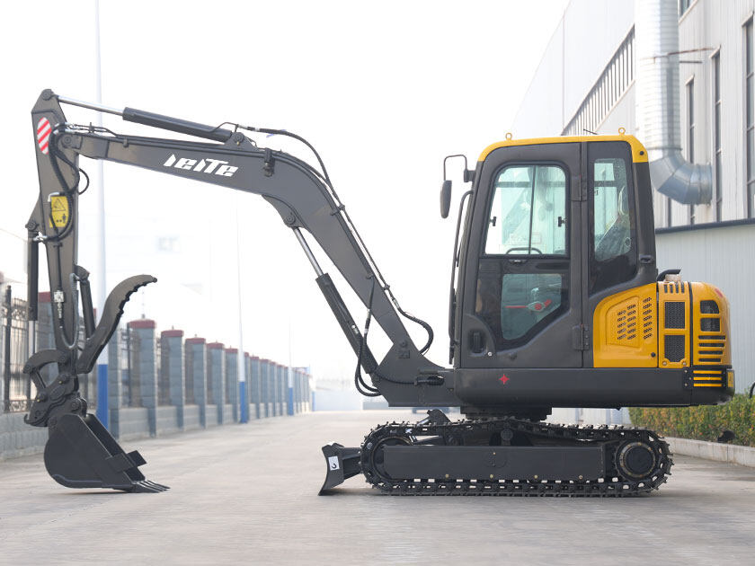 4.LT1050-Mini-Excavator