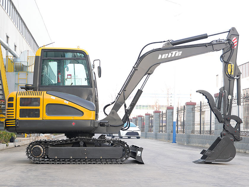 2.LT1050-Mini-Excavator