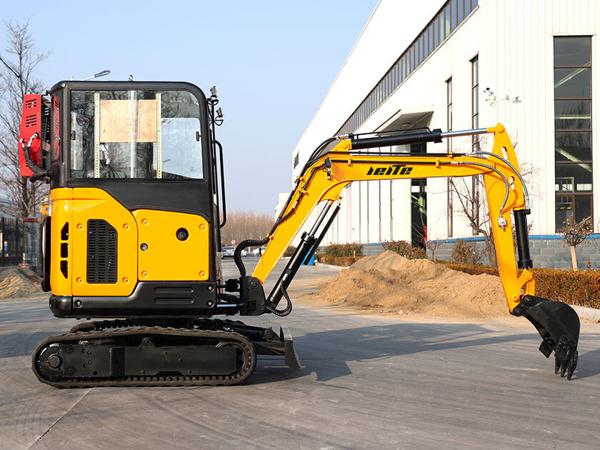 2.LT1025-Mini-Excavator