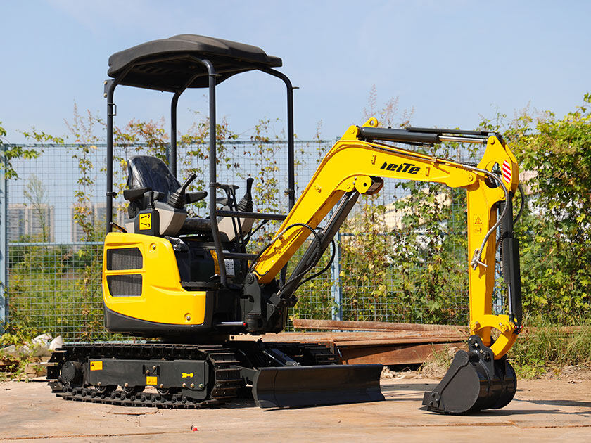 3.LT1020S-Mini-Excavator