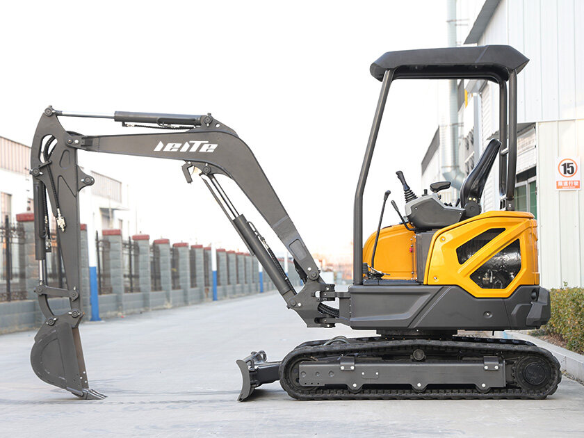 4.LT1035S-Mini-Excavator