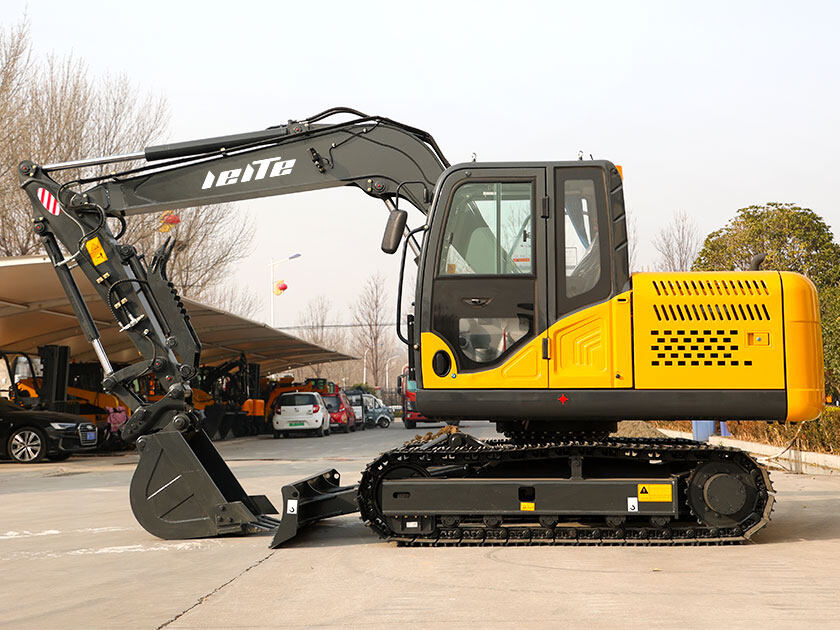 4.LT1080-Mini-Excavator