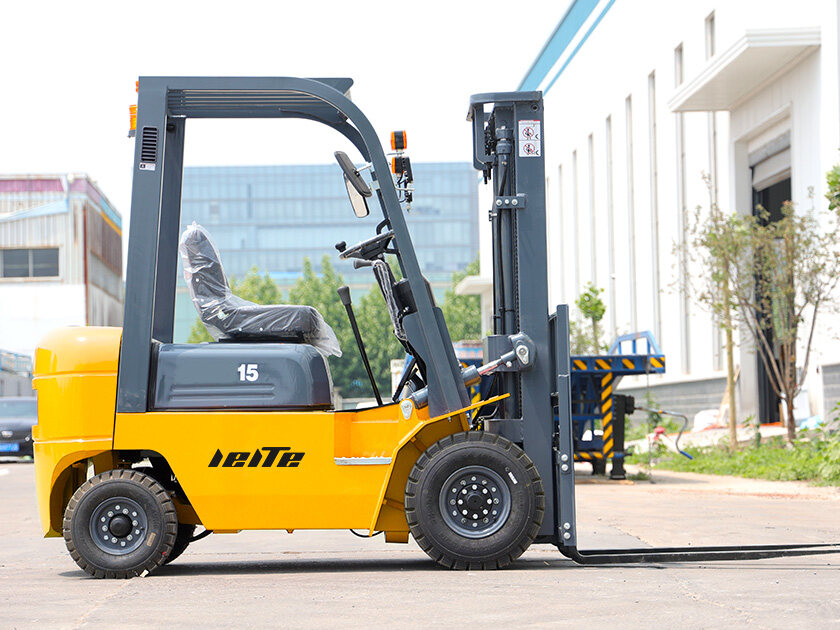 2.LTP15-Diesel-Forklift