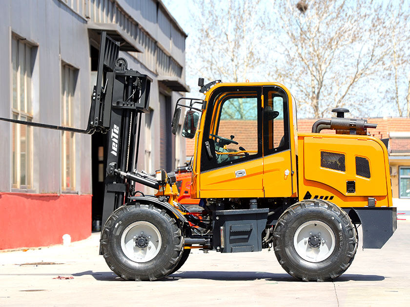 4.LTY15-Rough-Terrain-Forklift