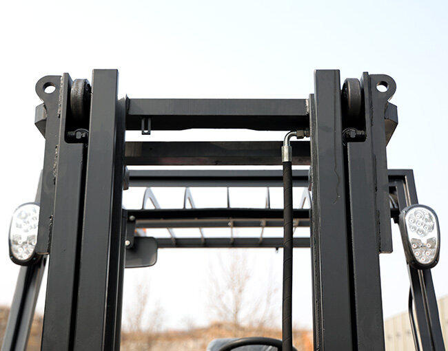 Thickened door frame double hinge