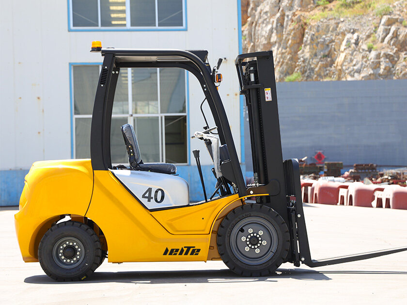 2.LTP40-Diesel-Forklift