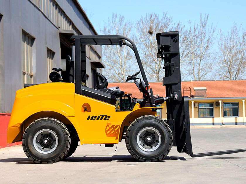 2.LTY50-Rough-Terrain-Forklift