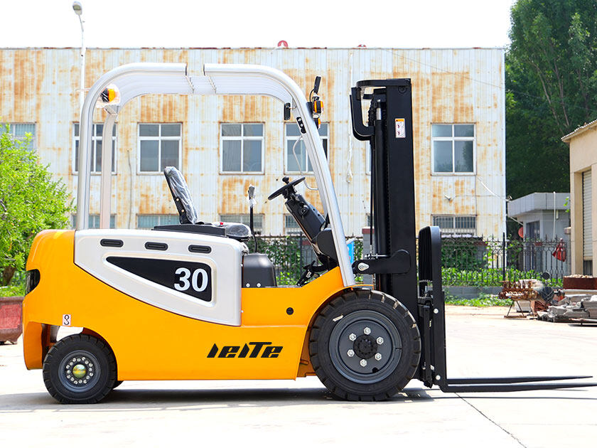 2.LTE30-Electric-Forklift