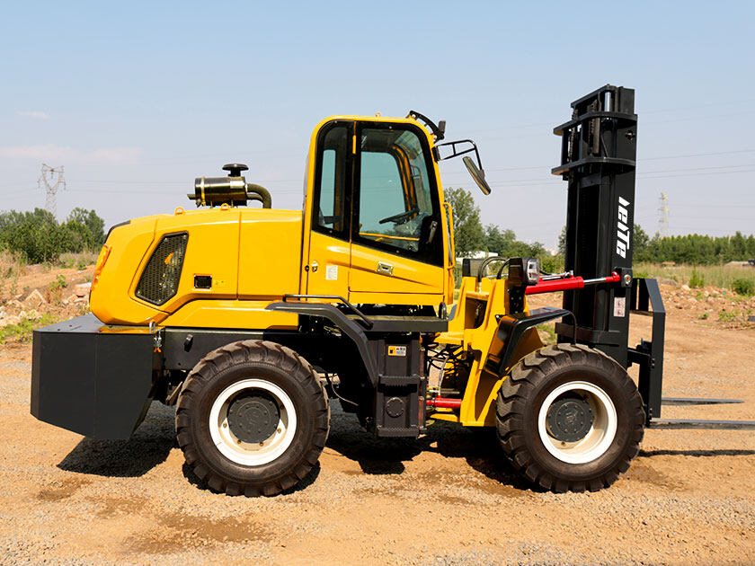2.LTY40-Rough-Terrain-Forklift