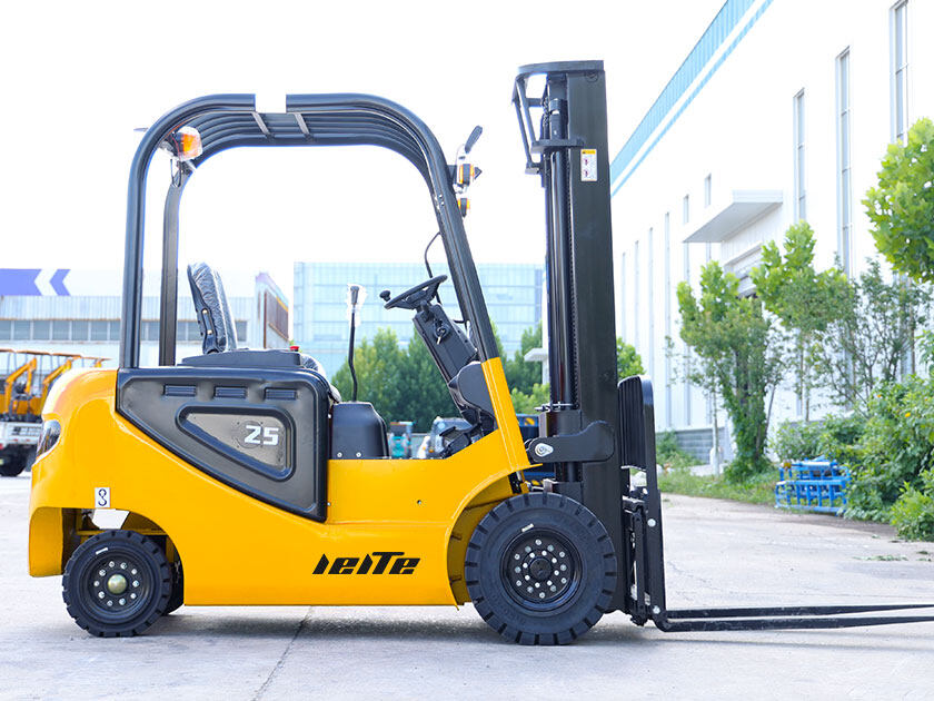 2.LTE25-Electric-Forklift
