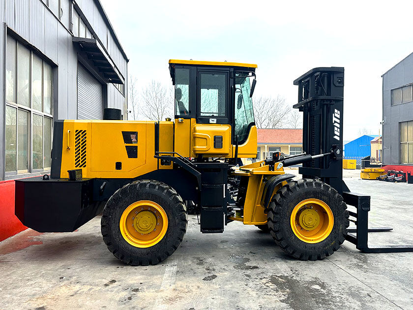 4.LTY100-Rough-Terrain-Forklift