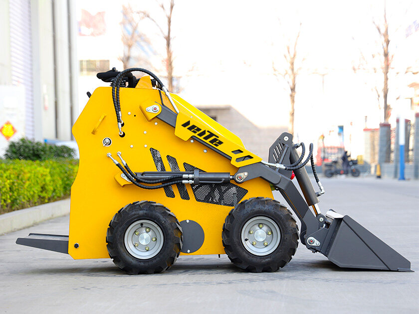 2.LT-H480W-Mini-Skid-Steer-Loader