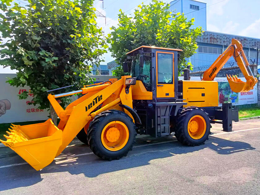 1.LTZ30-40-Backhoe-Loader
