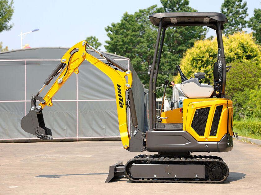4.LT1016-Mini-Excavator