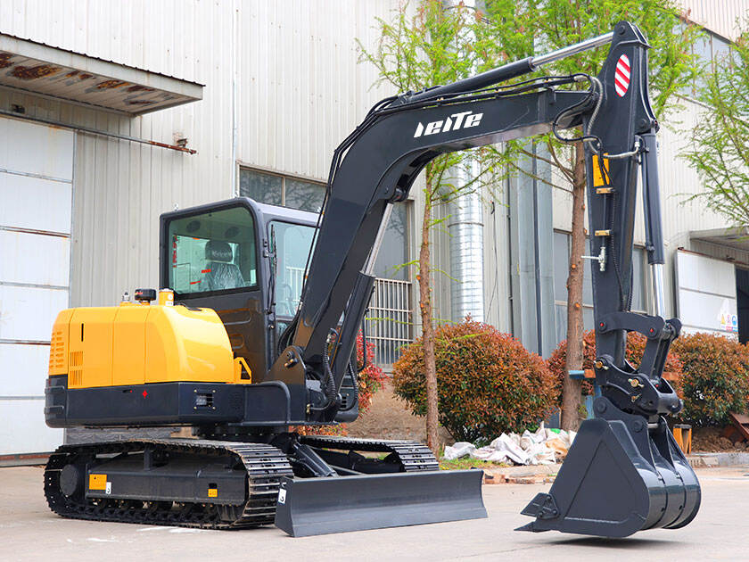 3.LT1060-Mini-Excavator
