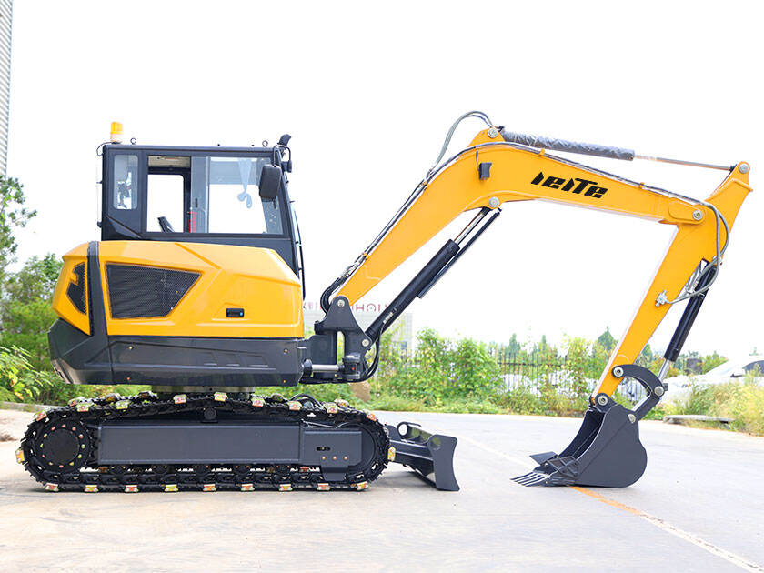 2.LT1065-Mini-Excavator